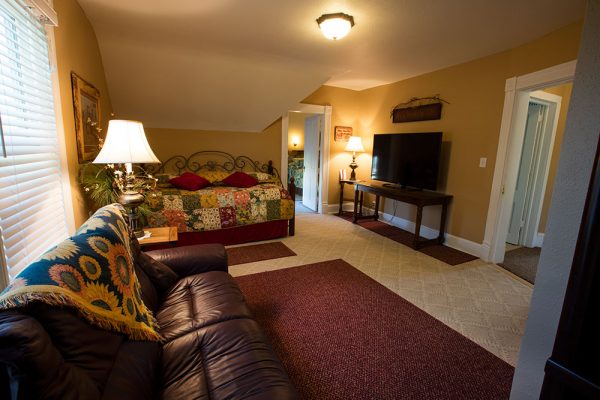 tusler-house-camp-21-interior_june-13_2016_7015